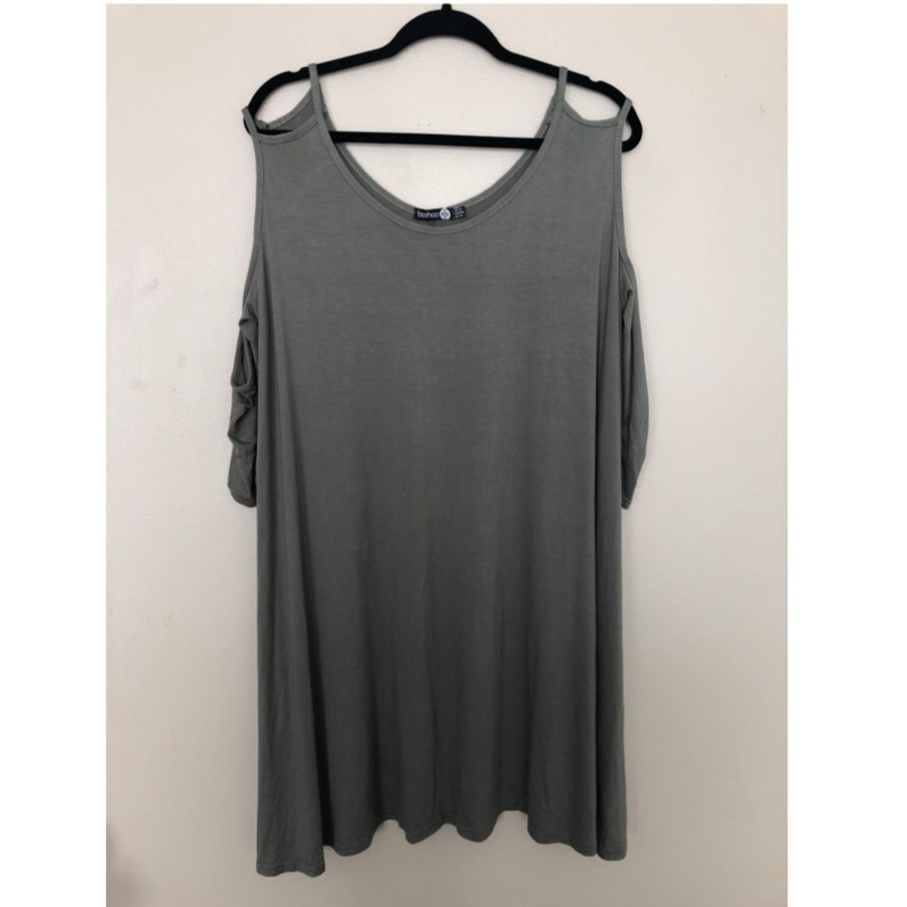 Boohoo Double Strap Cold Shoulder Tunic Top
